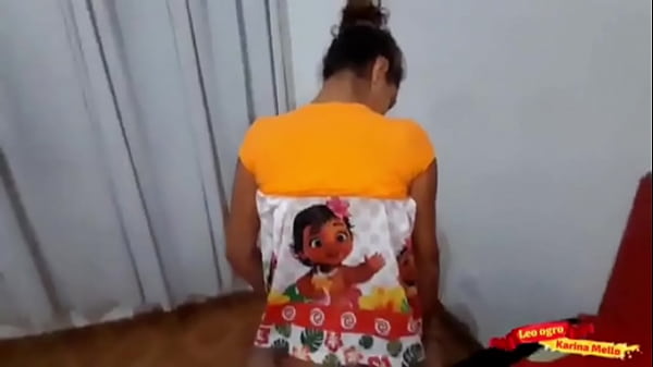 Novinha Peituda Brasileira