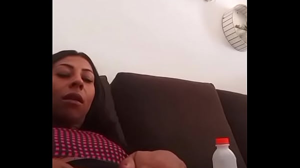 brasileira batendo siriri